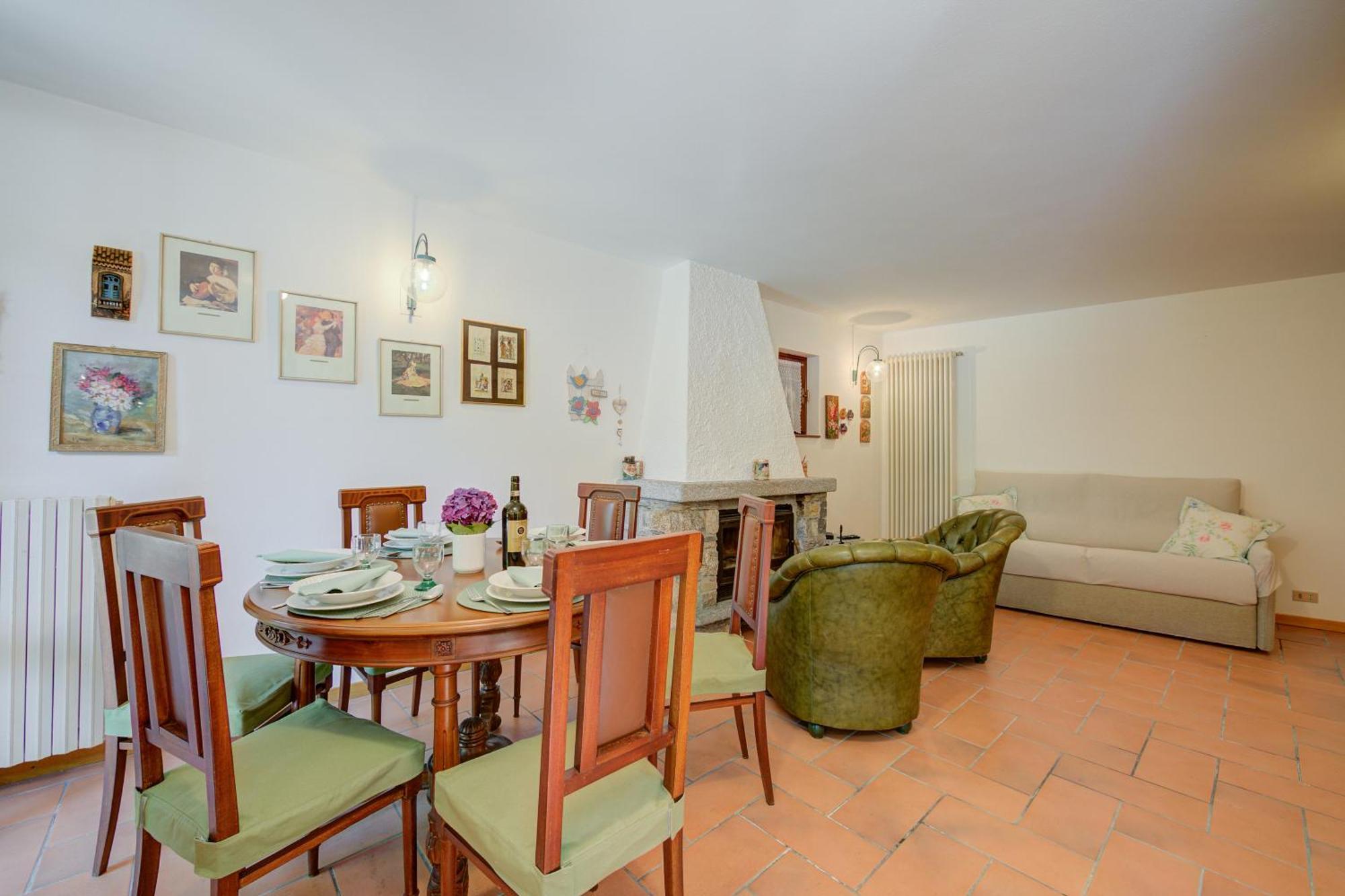 Villa Il Castagno Few Min From Beach - Happy Rentals Castelveccana Eksteriør billede