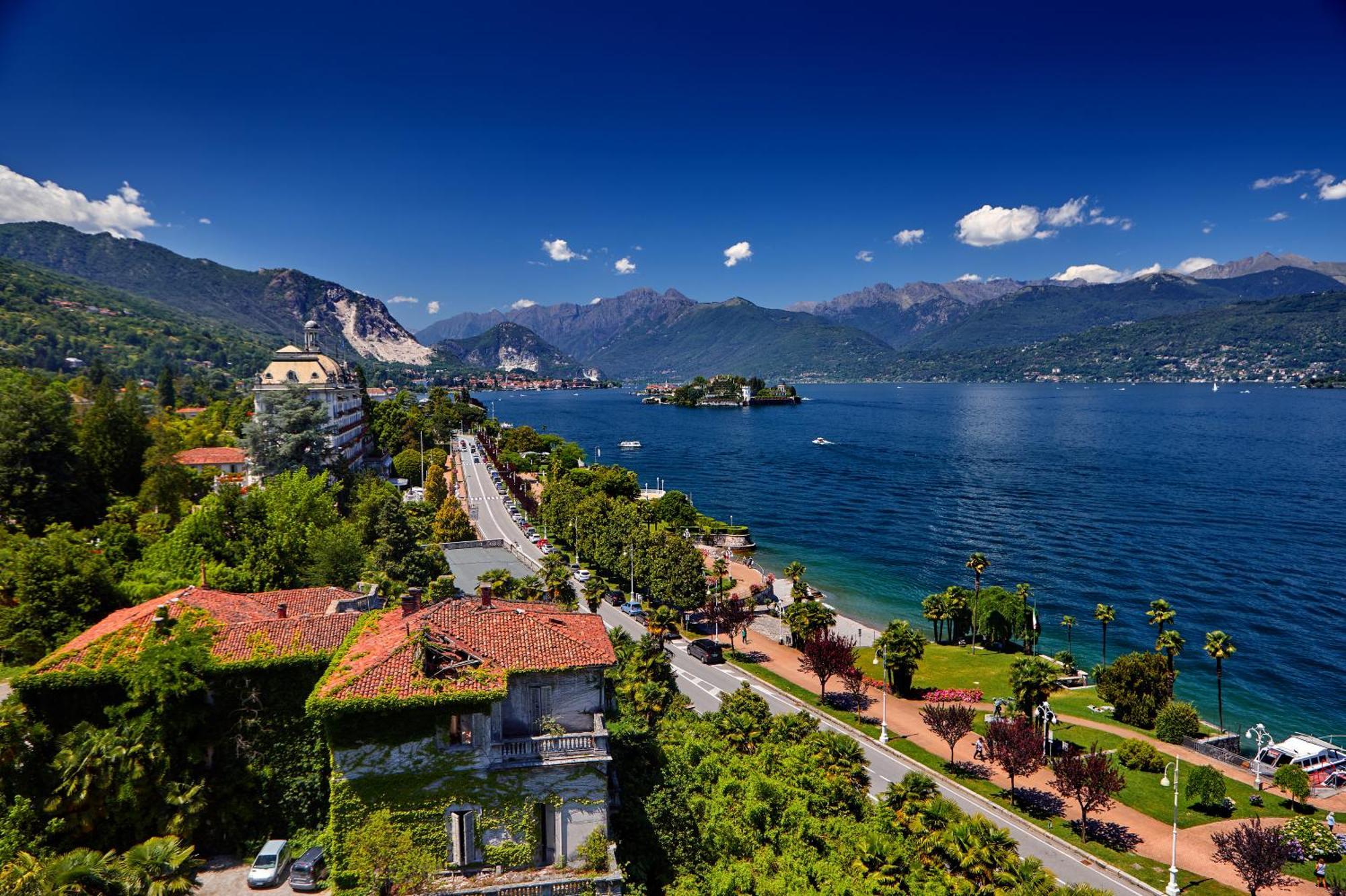 Villa Il Castagno Few Min From Beach - Happy Rentals Castelveccana Eksteriør billede